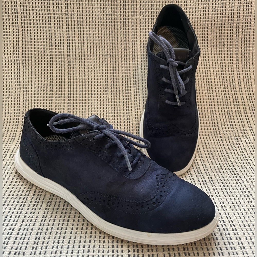 Navy Blue Suede Cole Haan Wing Tip Oxford Sneakers size 6